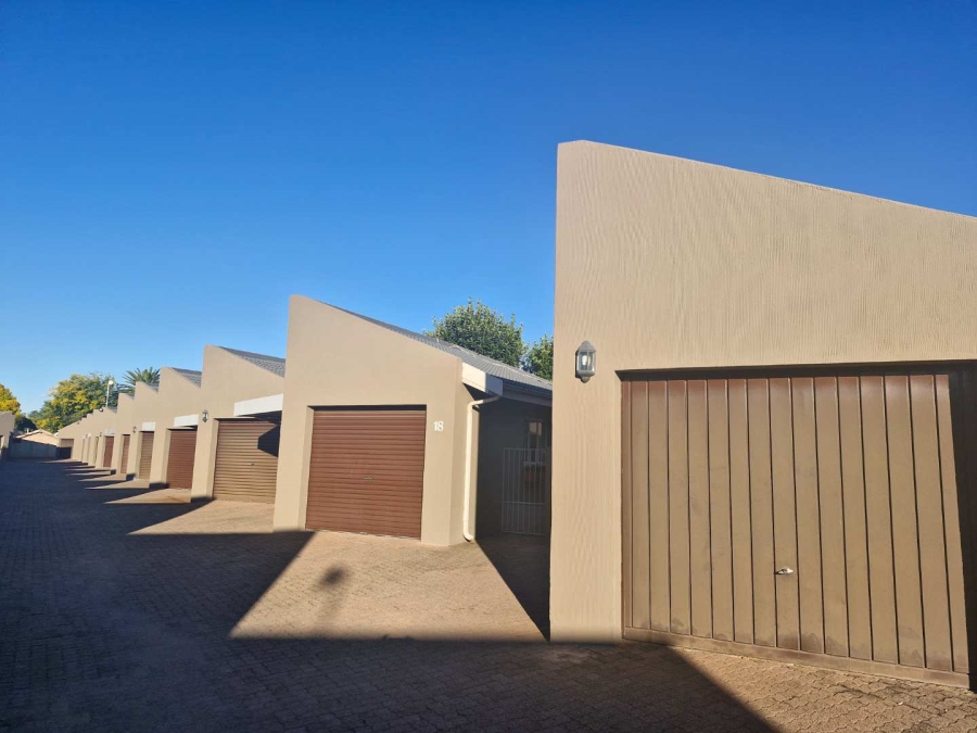 2 Bedroom Property for Sale in Fichardt Park Free State